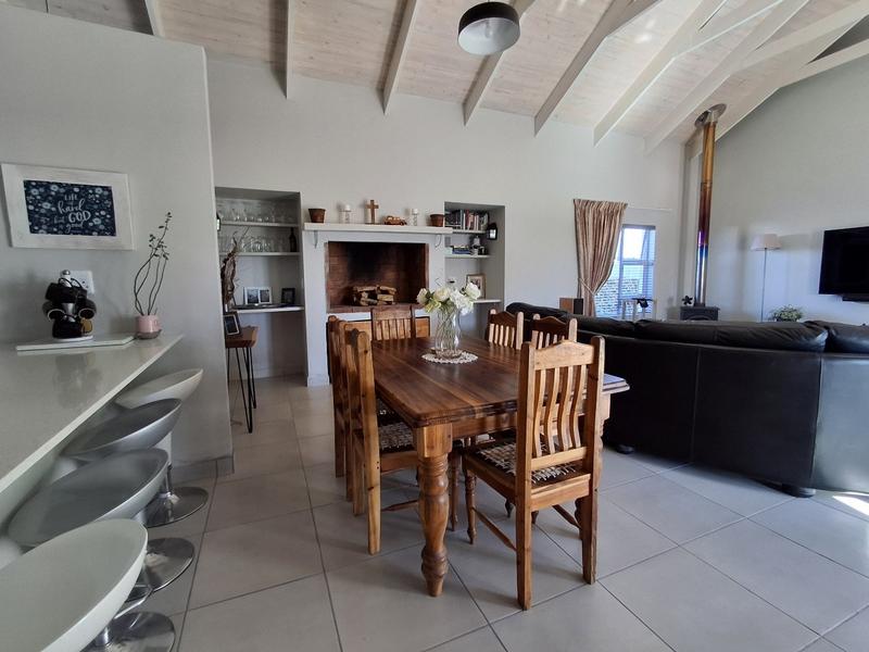 3 Bedroom Property for Sale in Britannia Bay Western Cape